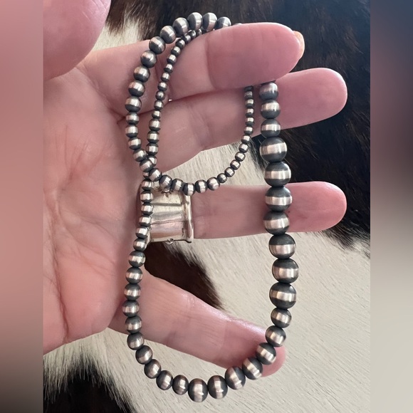 ❤️ 16” 3mm to 8mm Graduated Desert Pearls Navajo Beads Necklace Sterling Unisex - Picture 5 of 7